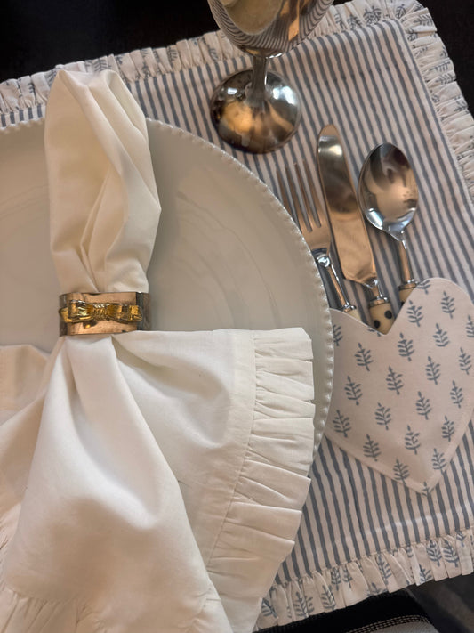 Ruffled Placemat tablescape