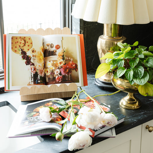 Scalloped Oak Cookbook Holder