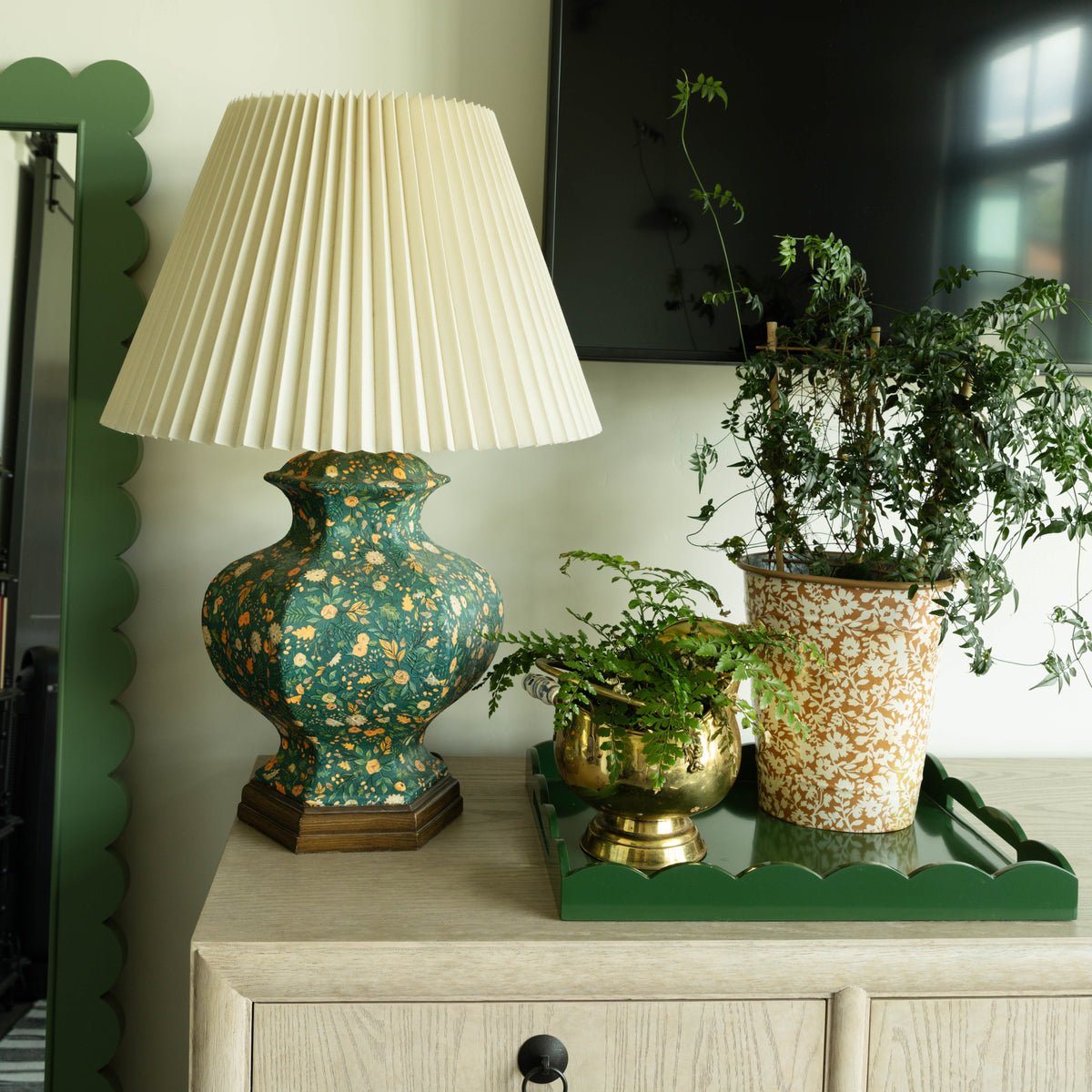 Scalloped Trays