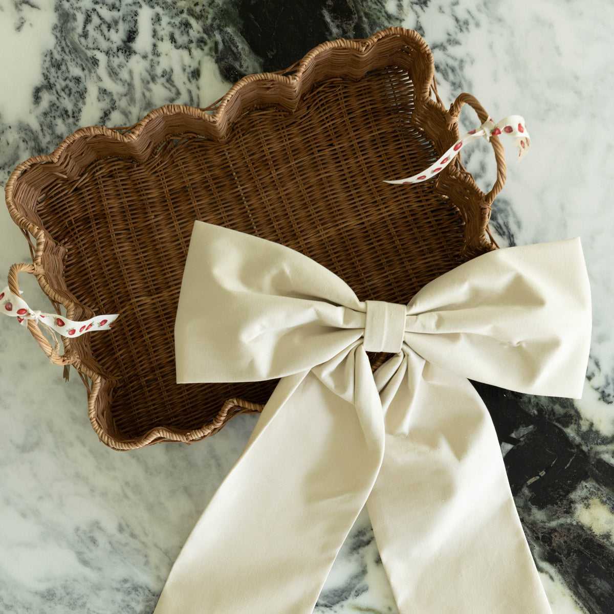 Scalloped Wicker Basket