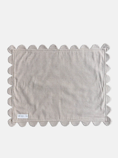 Cream Gingham Scalloped Placemats - Set of 4